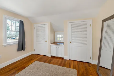 1156 Woodbury Avenue Portsmouth NH 03801