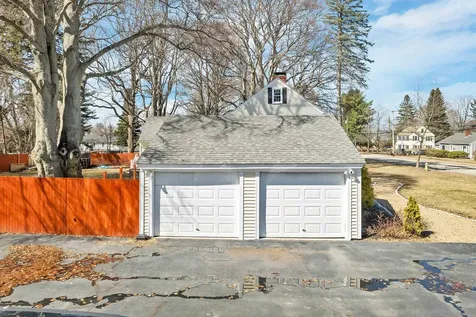 1156 Woodbury Avenue Portsmouth NH 03801