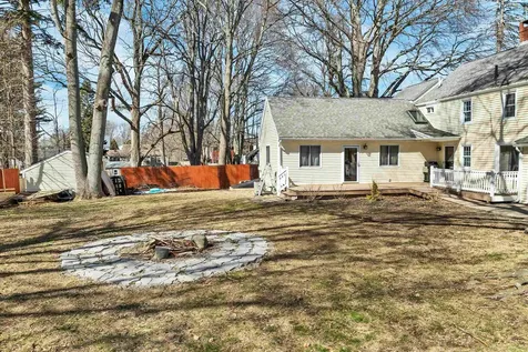 1156 Woodbury Avenue Portsmouth NH 03801