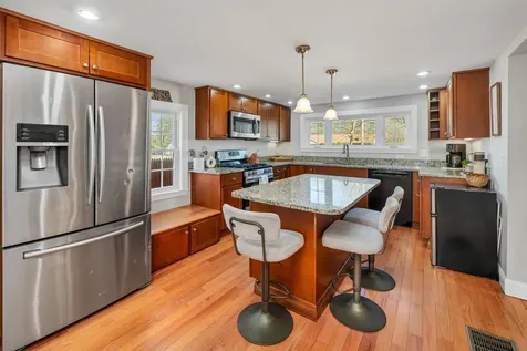 1156 Woodbury Avenue Portsmouth NH 03801