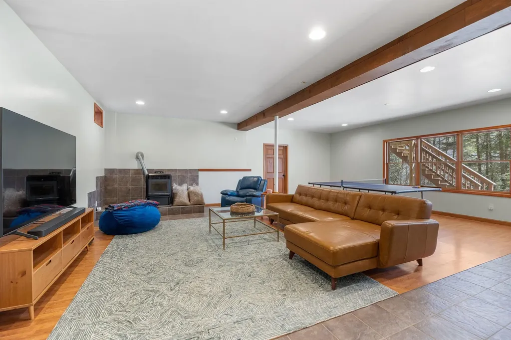 224 New Aldrich Road Grantham NH 03753