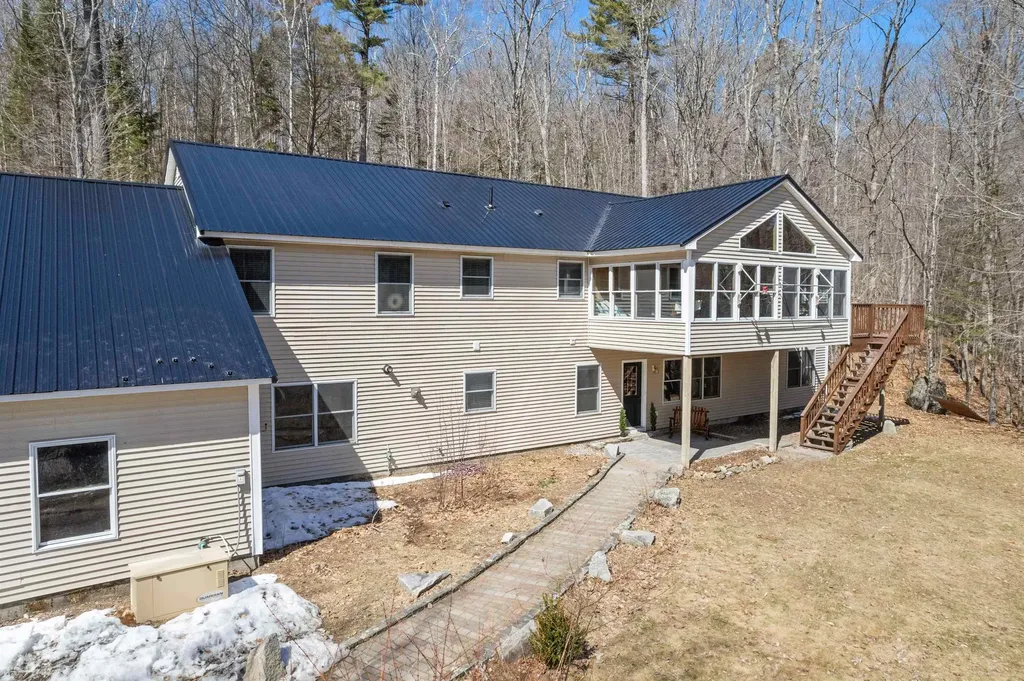 224 New Aldrich Road Grantham NH 03753