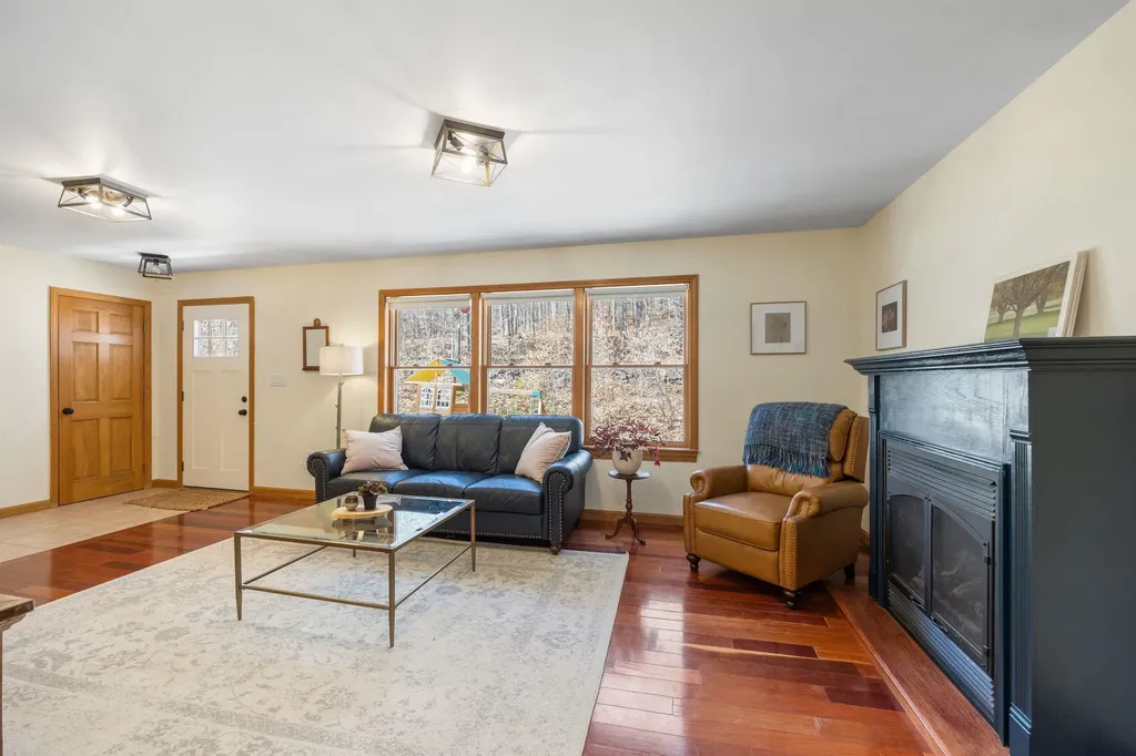 224 New Aldrich Road Grantham NH 03753