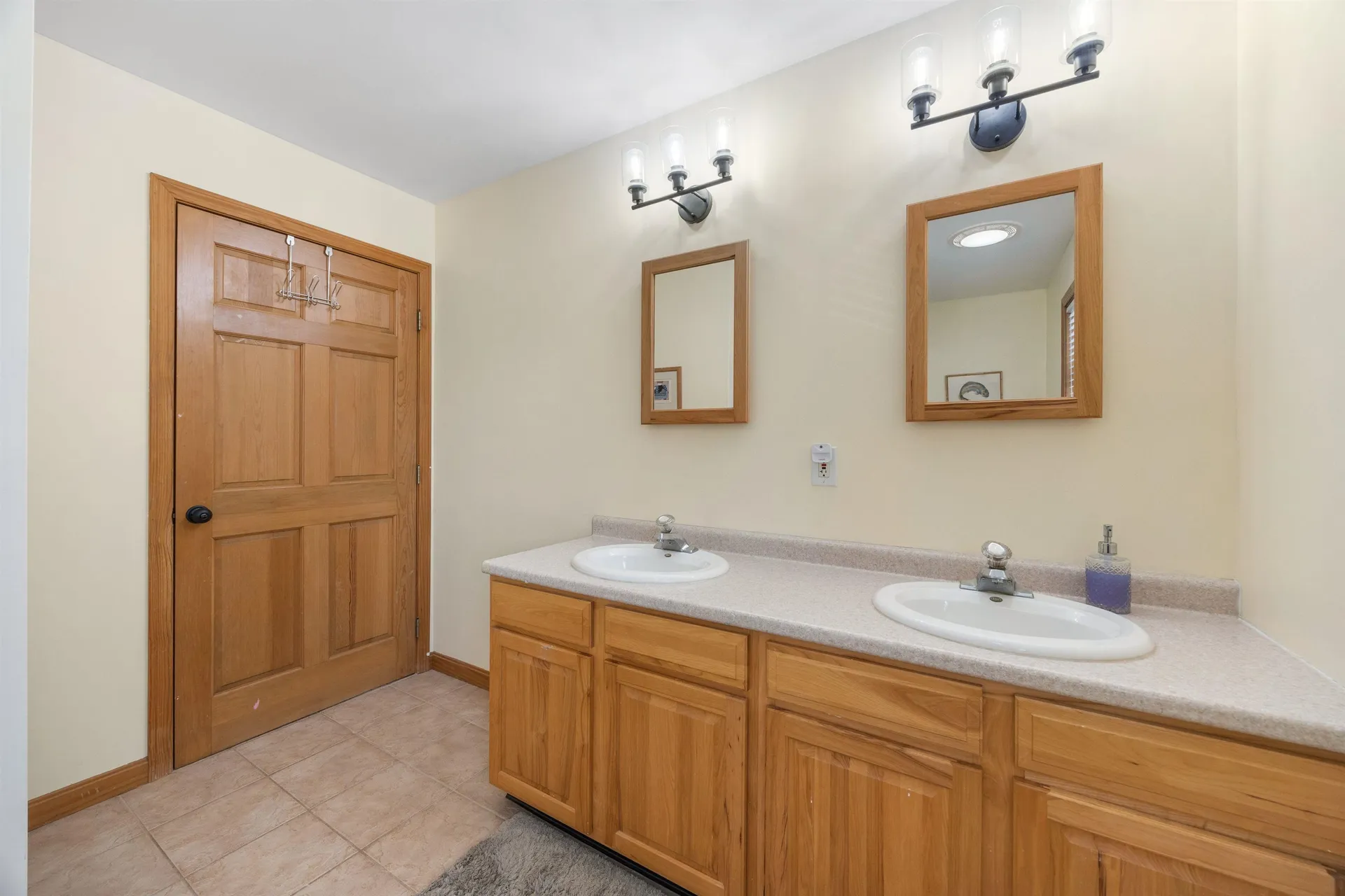 224 New Aldrich Road Grantham NH 03753