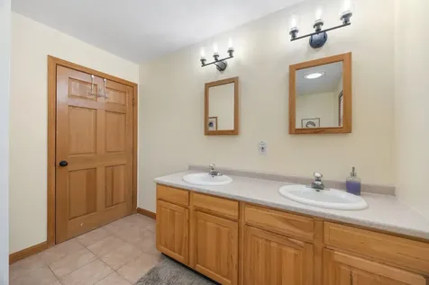 224 New Aldrich Road Grantham NH 03753