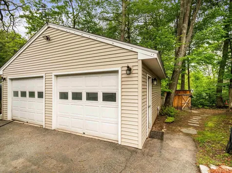 2 Curt Road Merrimack NH 03054