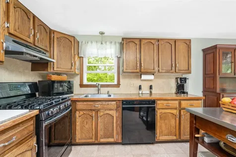 2 Curt Road Merrimack NH 03054