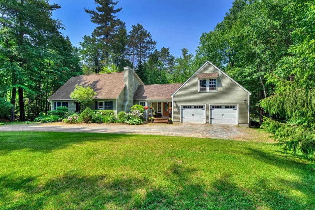 22 Pine Ridge Road Sunapee NH 03782