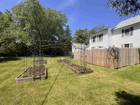 2 Kitteridge Square Newmarket NH 03857
