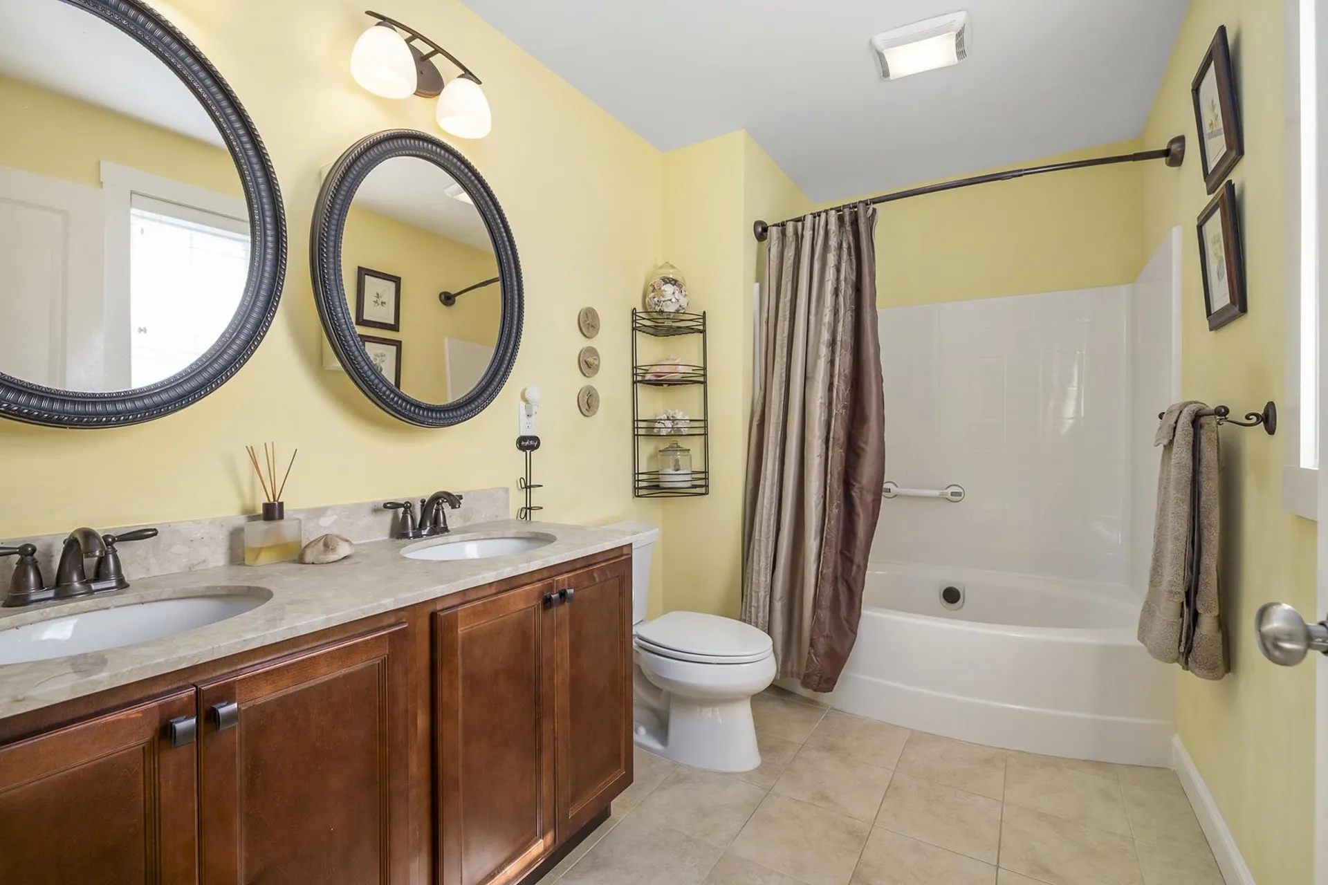 3 Hughes Lane Greenland NH 03840