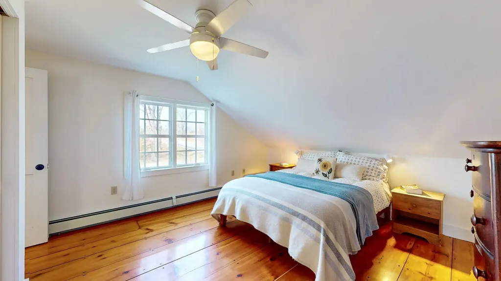 1011 Vt Route 125 Cornwall VT 05753