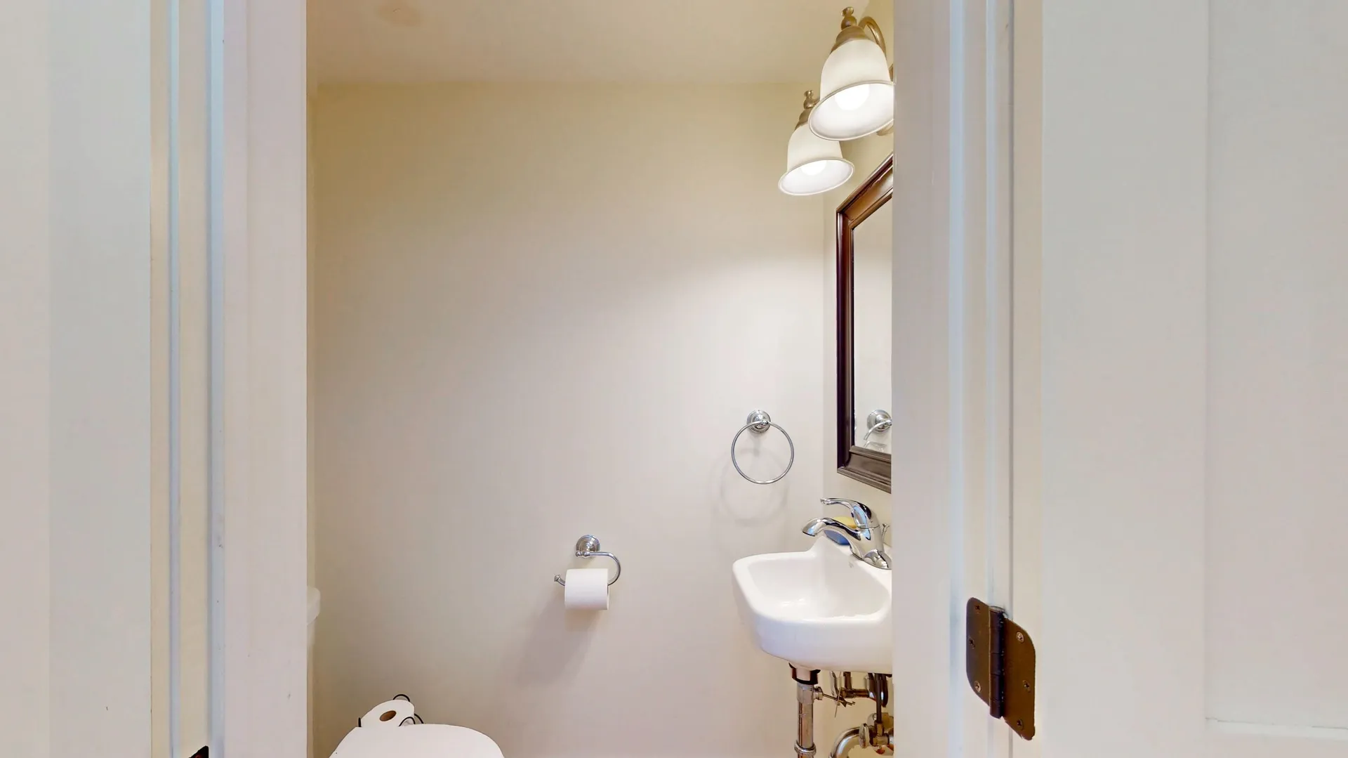 1011 Vt Route 125 Cornwall VT 05753