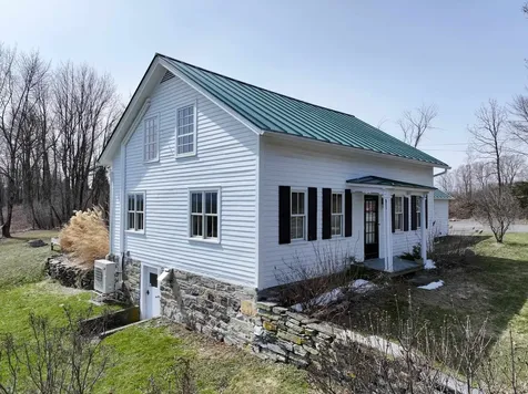 1011 Vt Route 125 Cornwall VT 05753