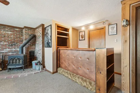54 Gifford Road Hartford VT 05001