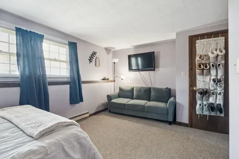54 Gifford Road Hartford VT 05001