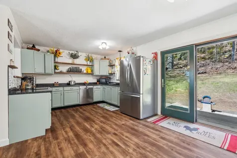 54 Gifford Road Hartford VT 05001