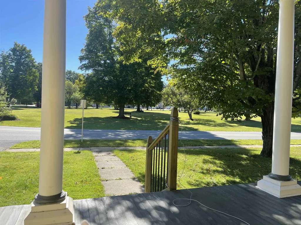 201 Park Avenue Lyndon VT 05851
