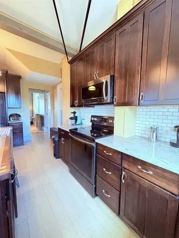 201 Park Avenue Lyndon VT 05851