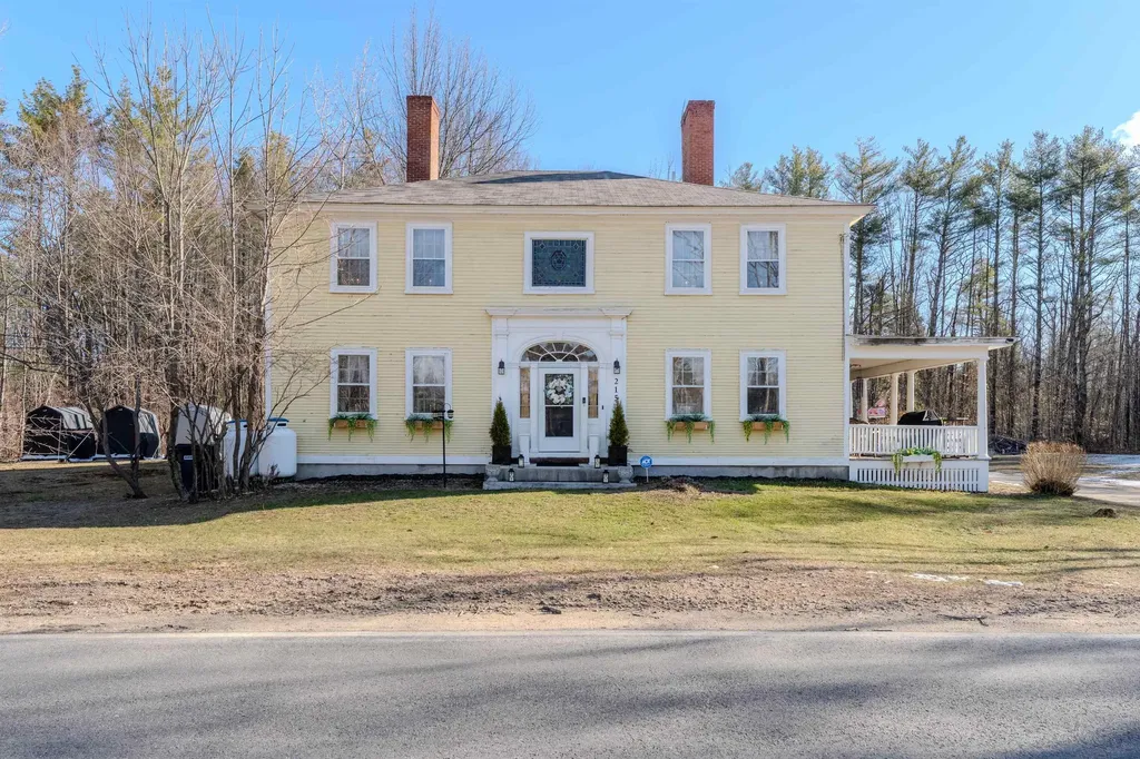 215 Bay Road Farmington NH 03835