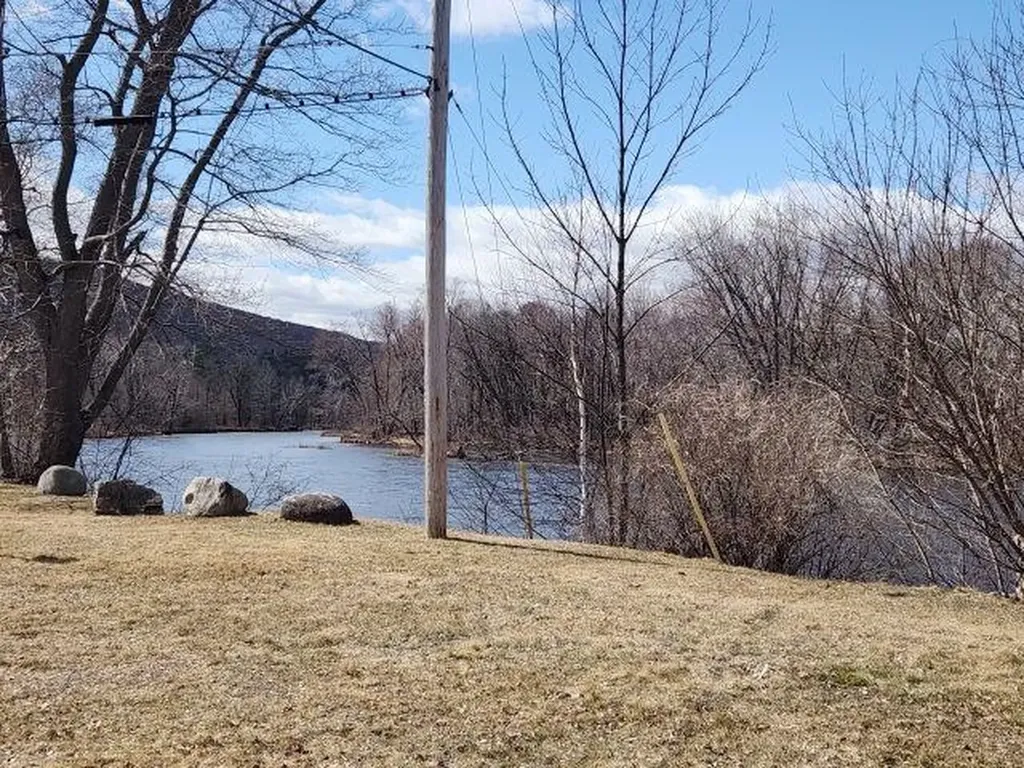 18 Corbin Avenue Gorham NH 03581
