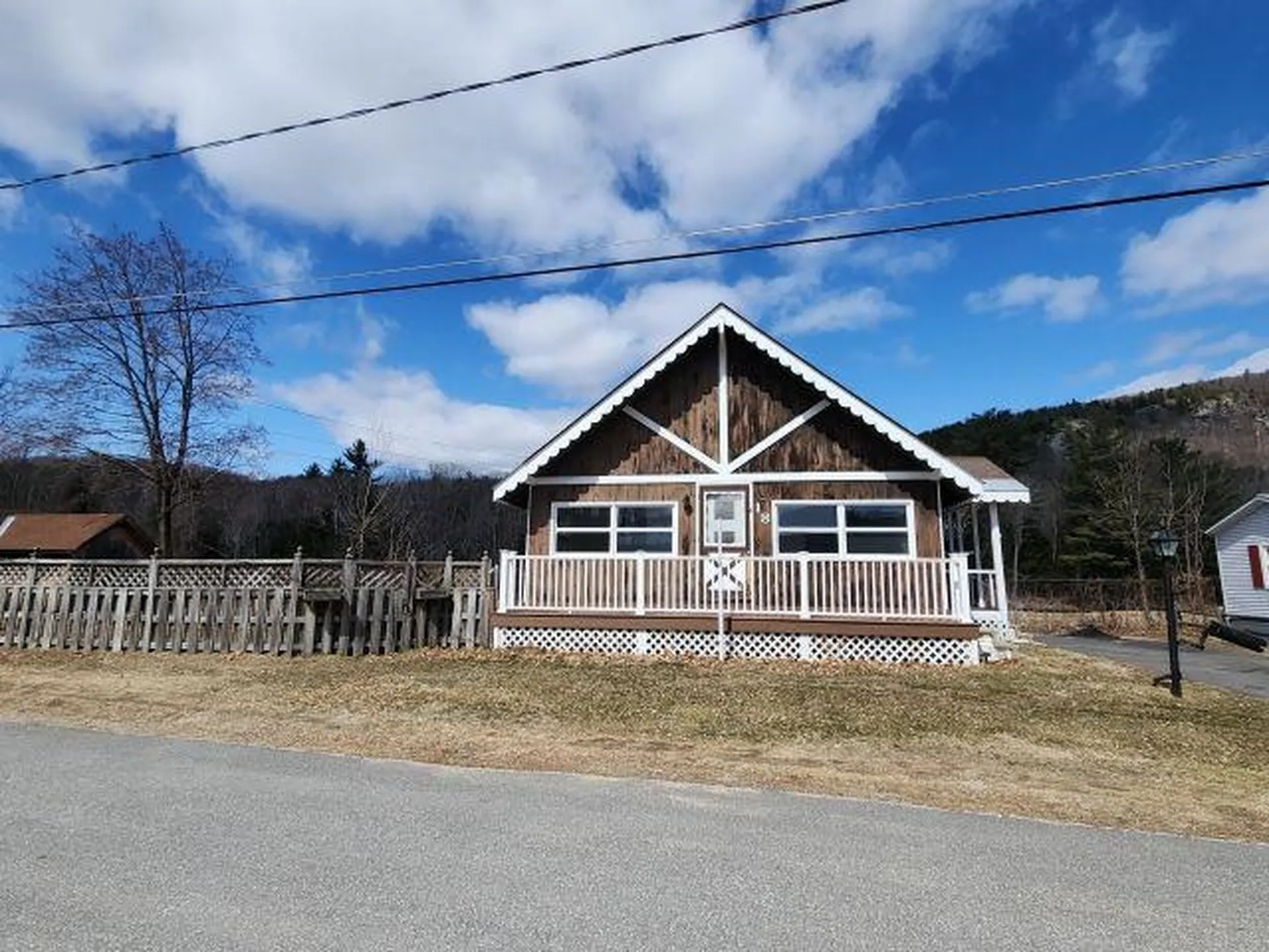 18 Corbin Avenue Gorham NH 03581