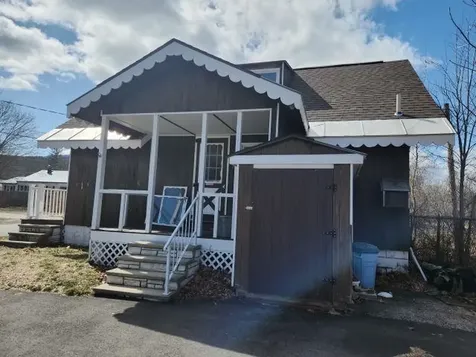 18 Corbin Avenue Gorham NH 03581