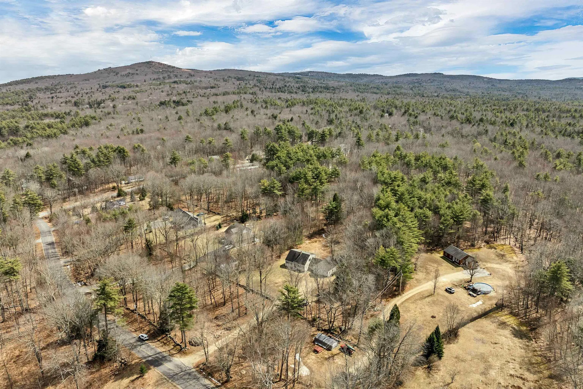 332 Stockbridge Corner Road Alton NH 03809