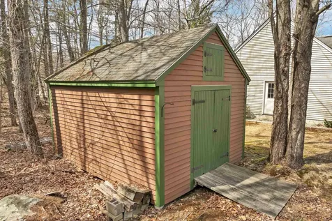332 Stockbridge Corner Road Alton NH 03809