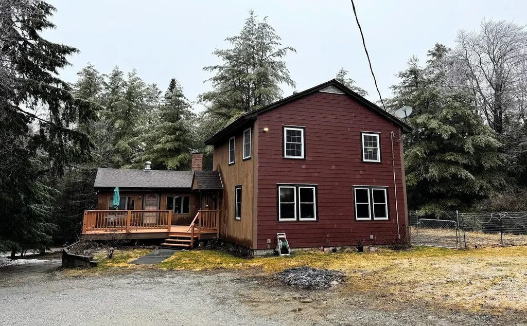 55 Wendy Road Stoddard NH 03464