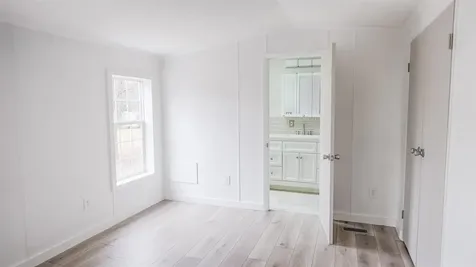 26 Railroad Avenue Seabrook NH 03874
