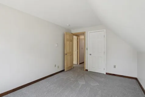 11 Lincoln Drive Raymond NH 03077