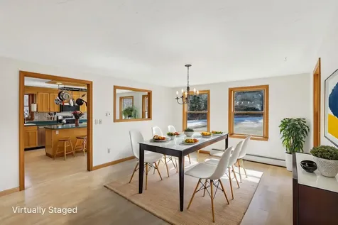 11 Lincoln Drive Raymond NH 03077