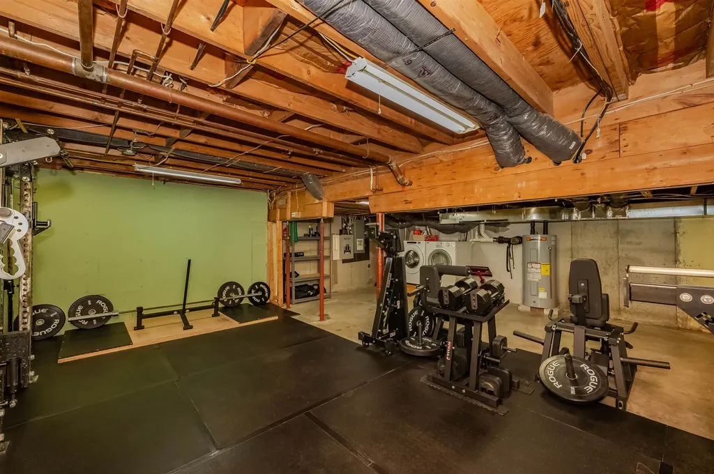 476 Ocean Road Portsmouth NH 03801