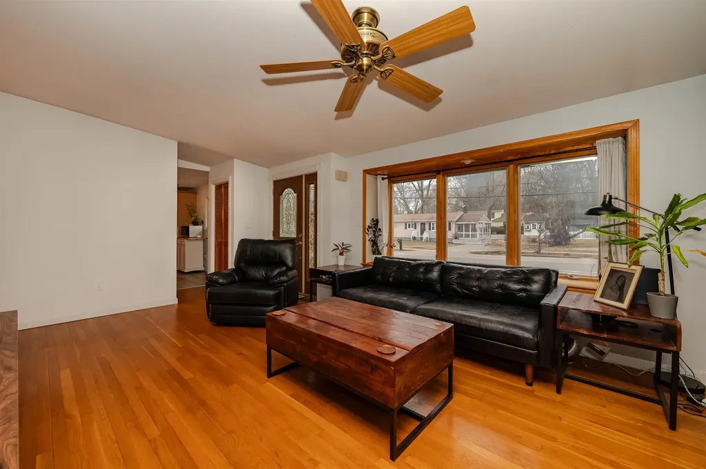 476 Ocean Road Portsmouth NH 03801