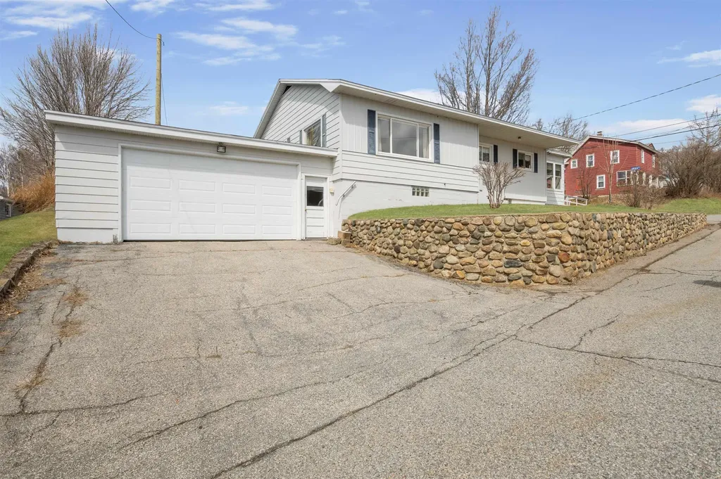 539 Lincoln Avenue Berlin NH 03570