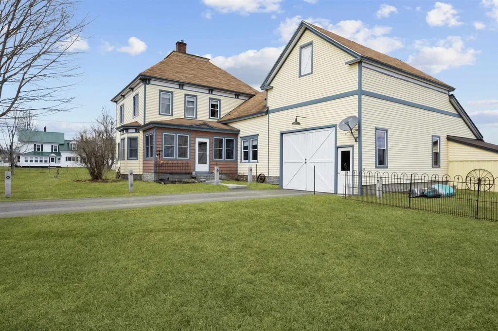 678 Milan Road Milan NH 03588