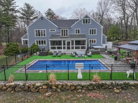 20 Bramley Hill Road Windham NH 03087