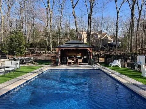 20 Bramley Hill Road Windham NH 03087