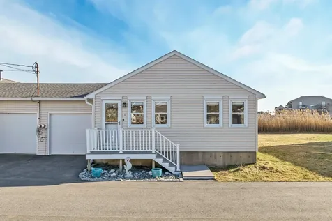 30 Kings Highway Hampton NH 03842