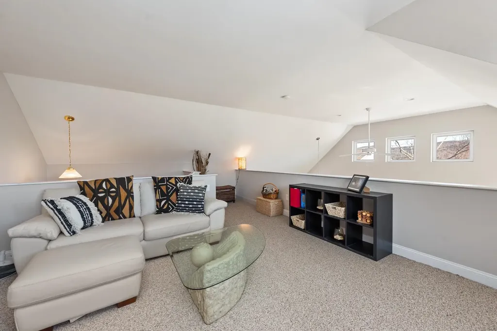 15 Carey Circle Thornton NH 03285