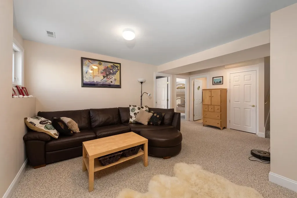 15 Carey Circle Thornton NH 03285