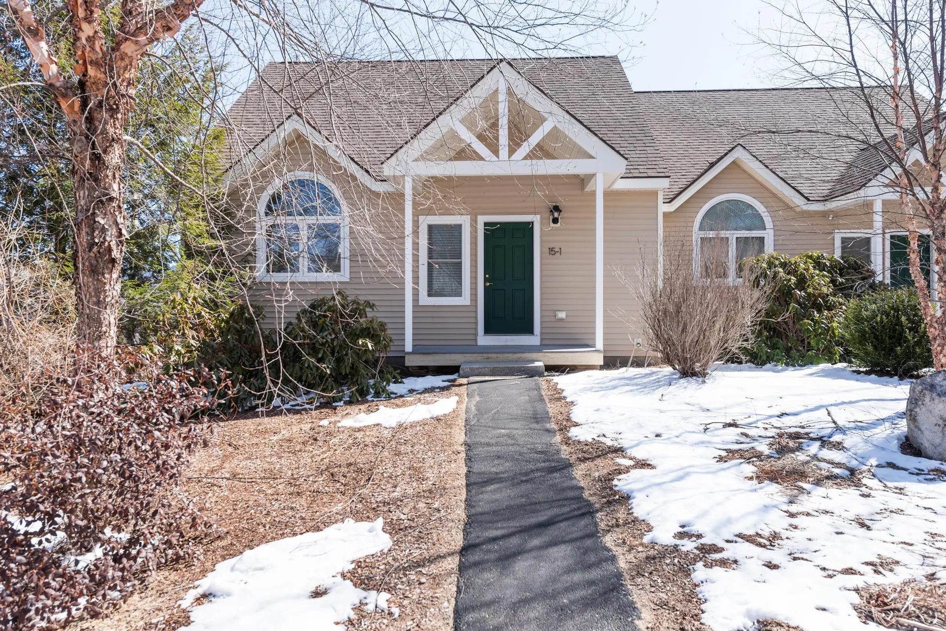 15 Carey Circle Thornton NH 03285