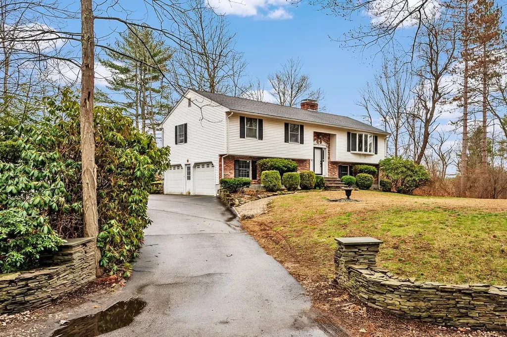 96 Bagdad Road Durham NH 03824