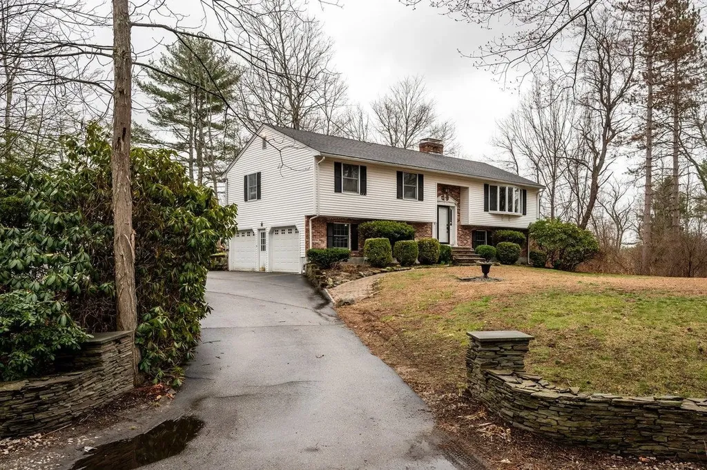 96 Bagdad Road Durham NH 03824