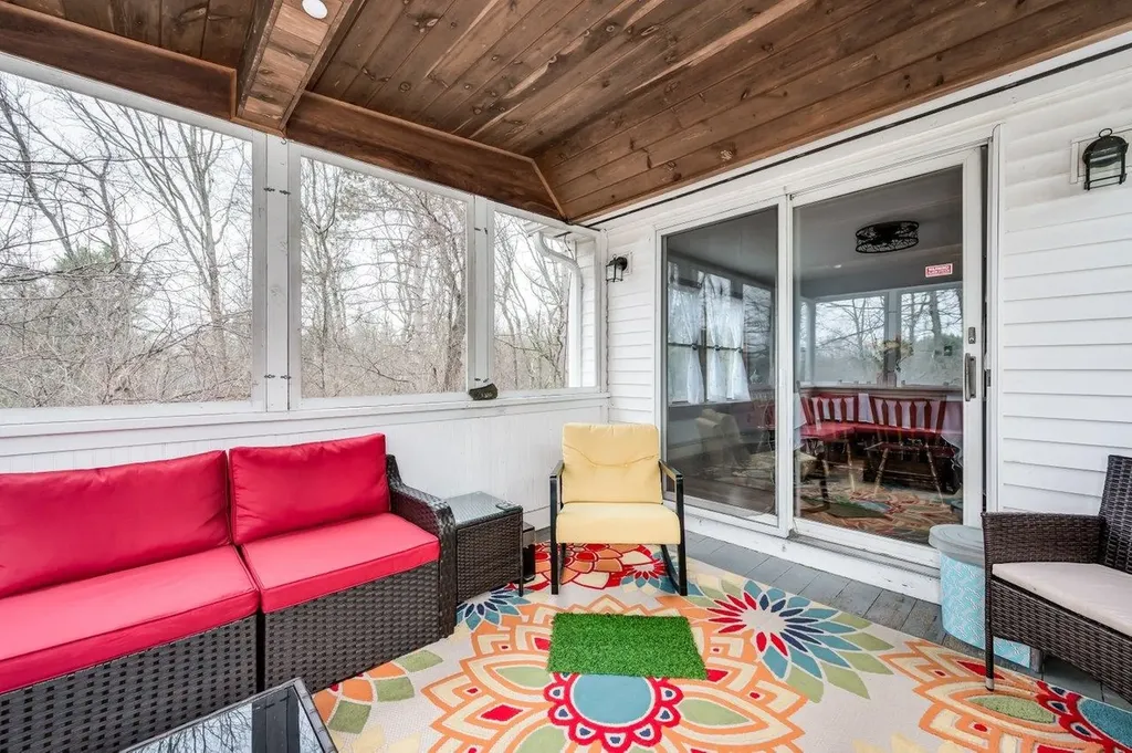 96 Bagdad Road Durham NH 03824