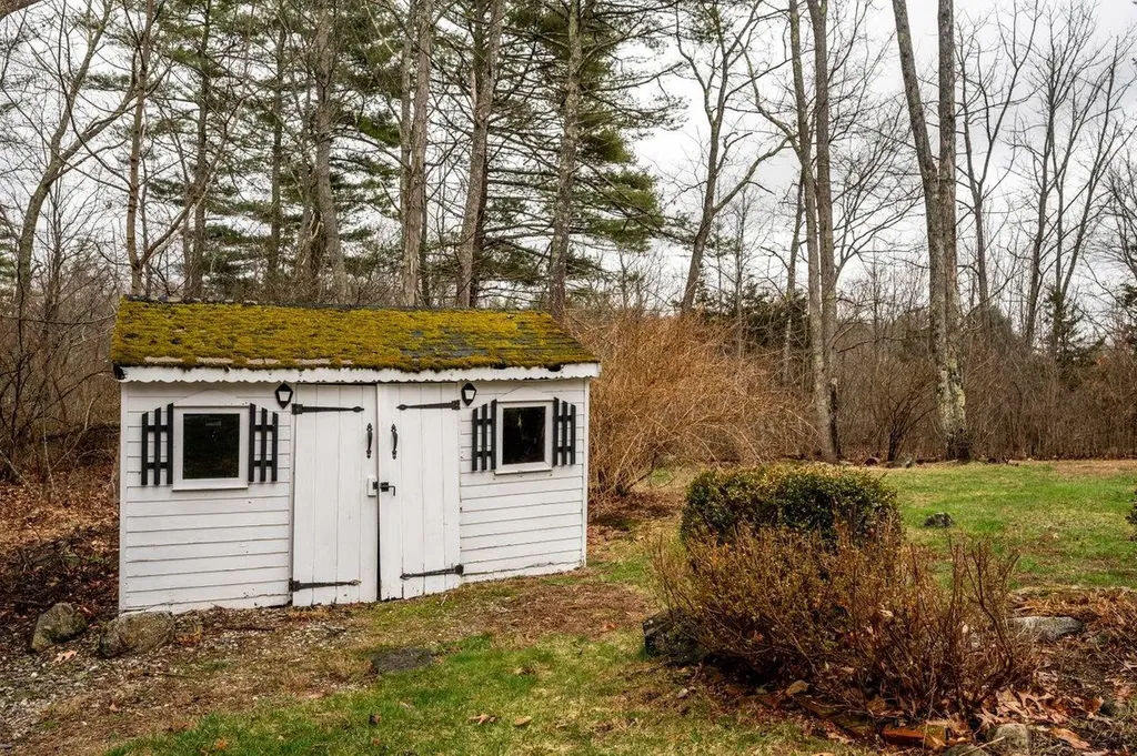 96 Bagdad Road Durham NH 03824