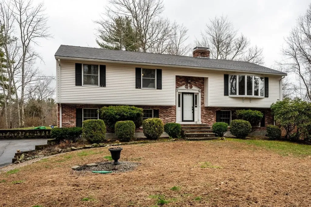 96 Bagdad Road Durham NH 03824