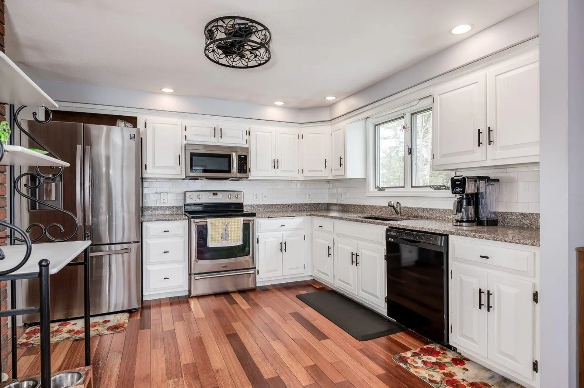 96 Bagdad Road Durham NH 03824