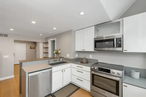 163 Water Street Exeter NH 03833