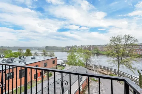 163 Water Street Exeter NH 03833